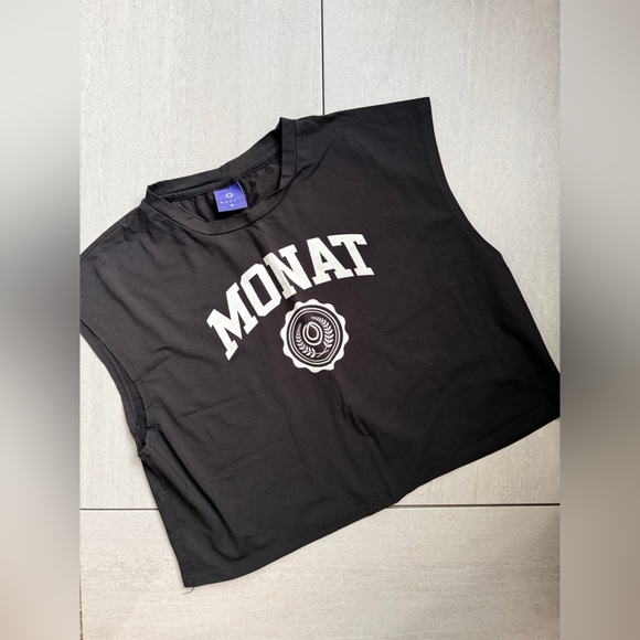 MONAT work out tank - Picture 2 of 9